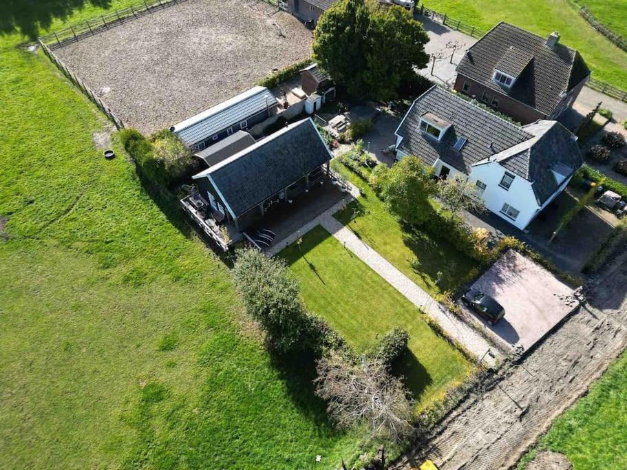 Villa De Os Aan De Dijk Grafhorst Esterno foto