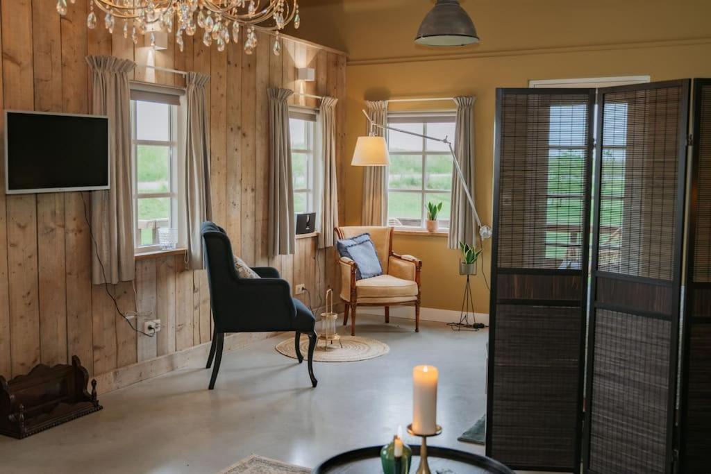 Villa De Os Aan De Dijk Grafhorst Esterno foto