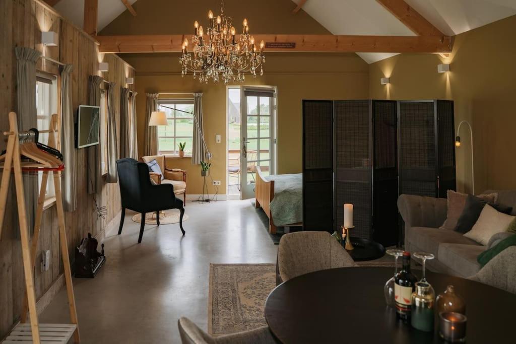 Villa De Os Aan De Dijk Grafhorst Esterno foto